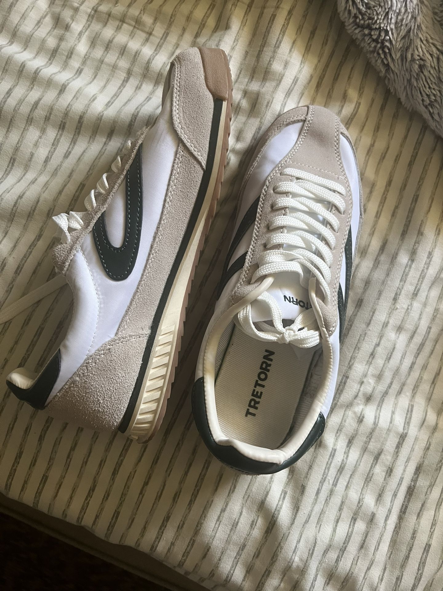 Tretorn Women’s Shoes Size 8.5