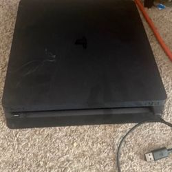 PS4 slim console read description