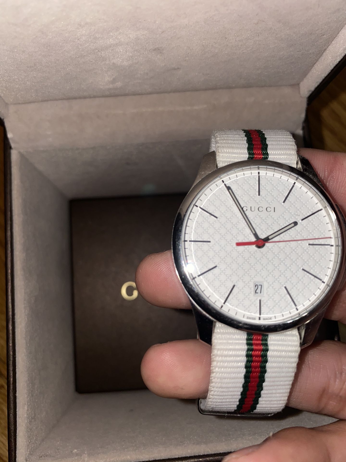 gucci watch