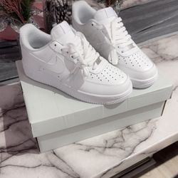 Nike Air Force 