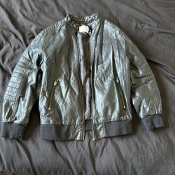 Boys ZARA faux leather bomber jacket - black -  Size 9 