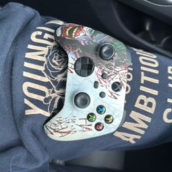 Custom Made Xbox One Controller 