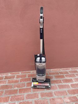 Shark vacuum and great working condition when you come, I’ll try for you
