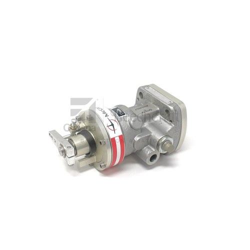 New McCauley Propeller governor p/n: DC290D1-F/T25 cessna p/n: C161031-0120.