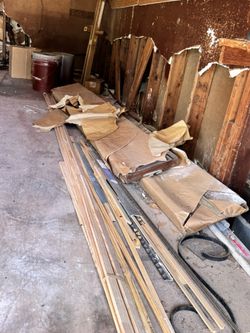 Loose Wood And Tile