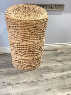 Wicker Laundry Hamper with Lid