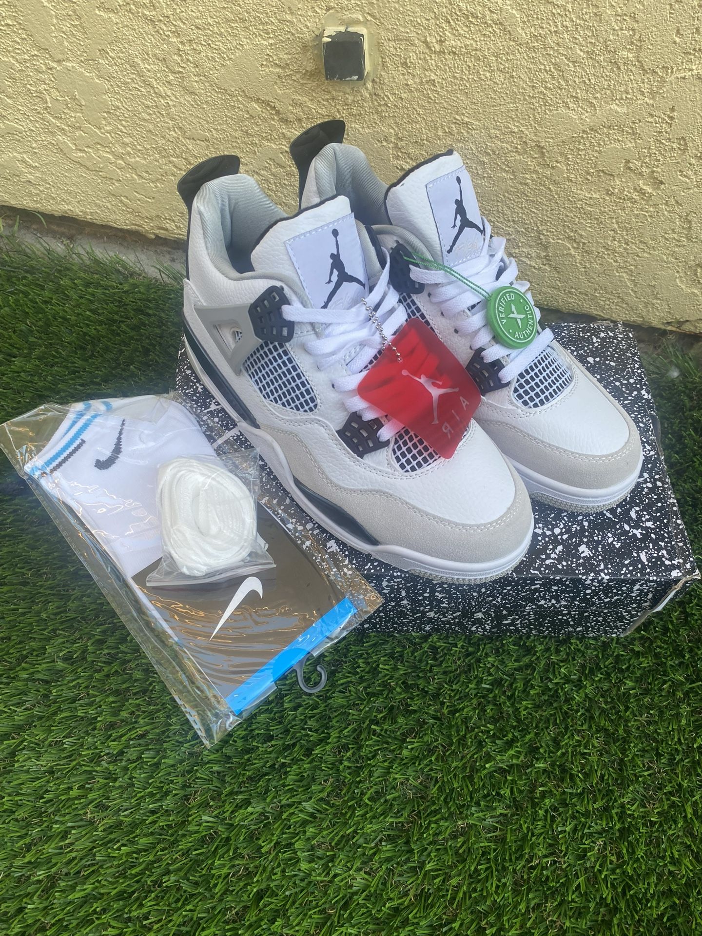 Jordan 4 Military Black