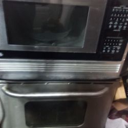 Microwave And  Oven Brand New General  Electric 