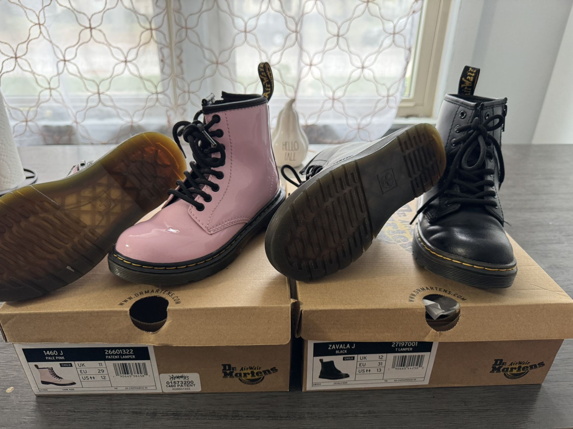 Dr Martens Boots PINK AND BLACK 