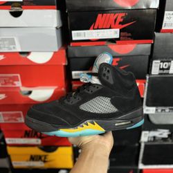 Jordan Aqua 5s size 9 VNDS