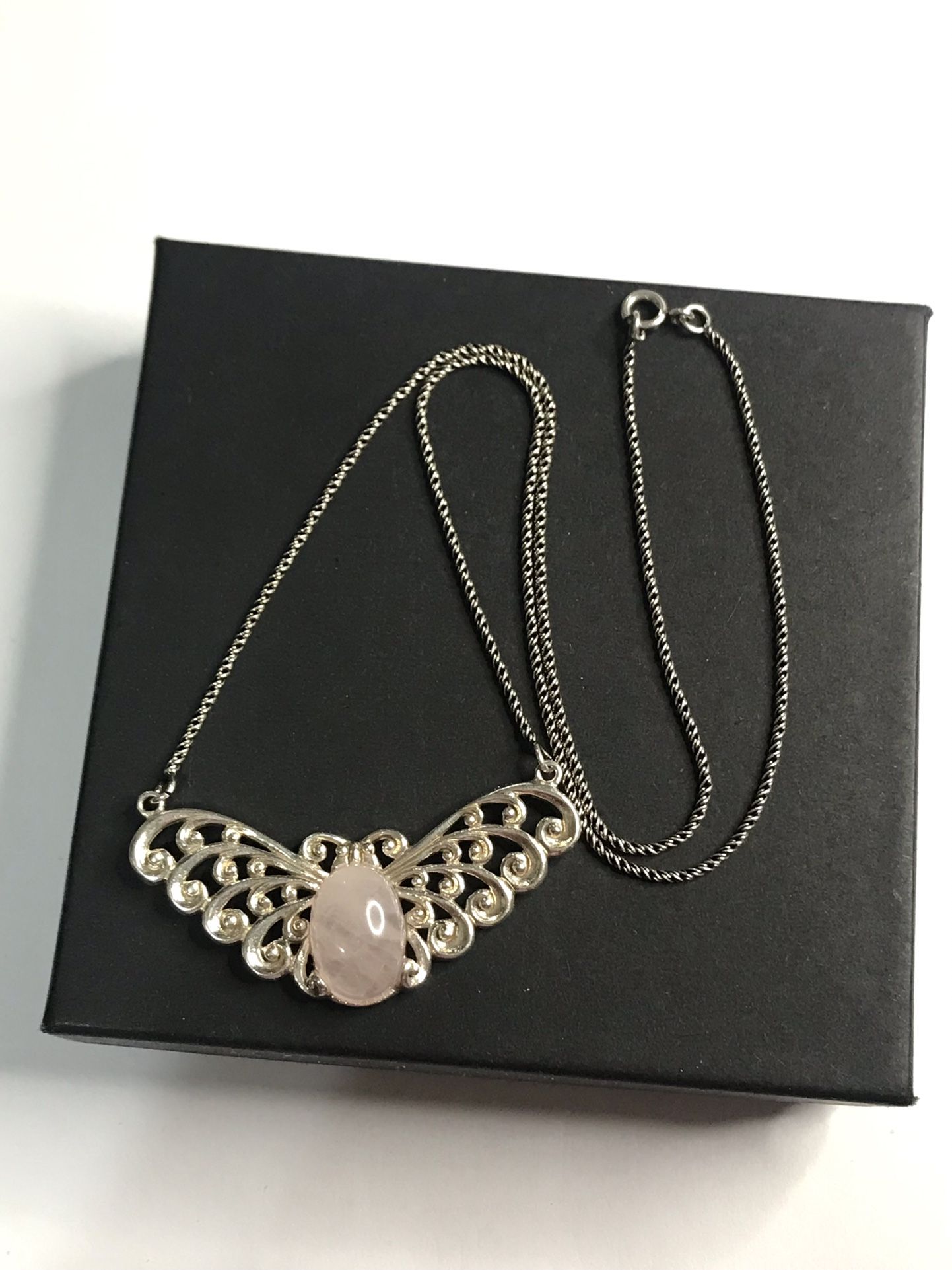 925 Sterling silver Rose Quartz Butterfly Necklace Size 17”