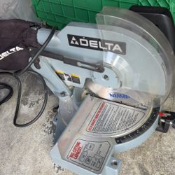 Delta Miter Saw — Big Cutting Capacity | Chop Saw Power Tool