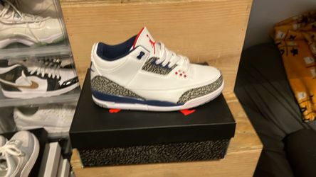 True Blue Jordan 3s size 9