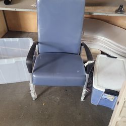Free  chair