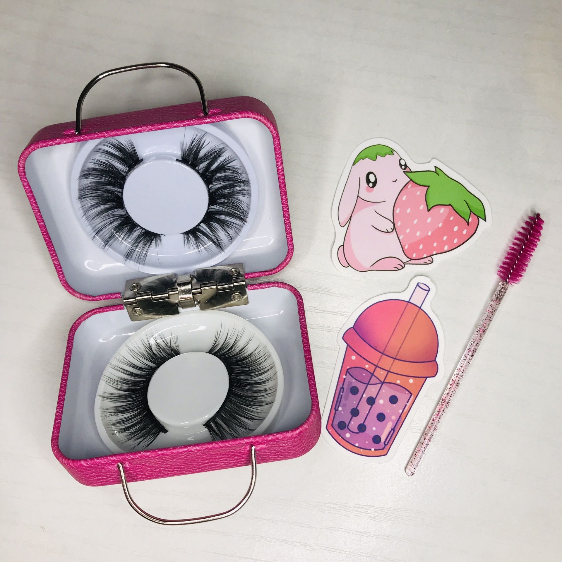 2 Pairs of EyeLashes with Suitcase Box & Gifts 💖