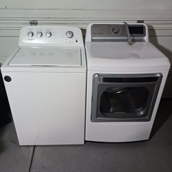 Whirlpool Washer And LG Electric 240 Volt Dryer NOT GAS Easy Load Door With Steam Function 