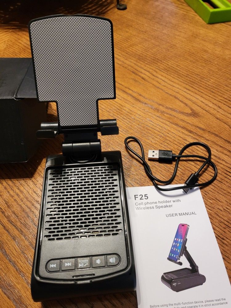 Cell Phone Holder With Blue Tooth.