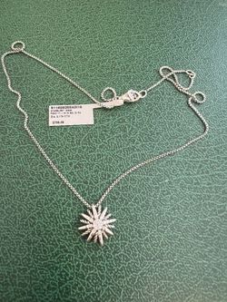 David Yurman 925  Diamond Starburst Necklace. New Never Worn. 