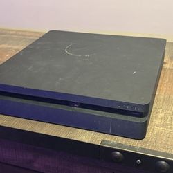 PS4 SLIM