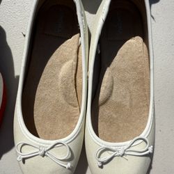 White Dress Shoes - Size 2