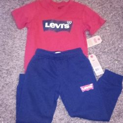 Levis