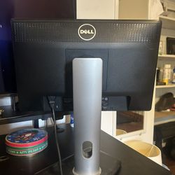 Dell P1913T Wide Screen 19 inch Desktop Computer Tower Monitor for Home Office, LED Backlit Display, (VGA, Display, DVI Ports) 5ms Response time 