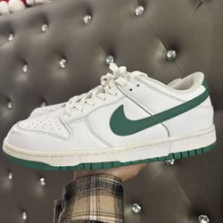 Nike Dunks