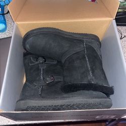 Kids boots size 2 girls