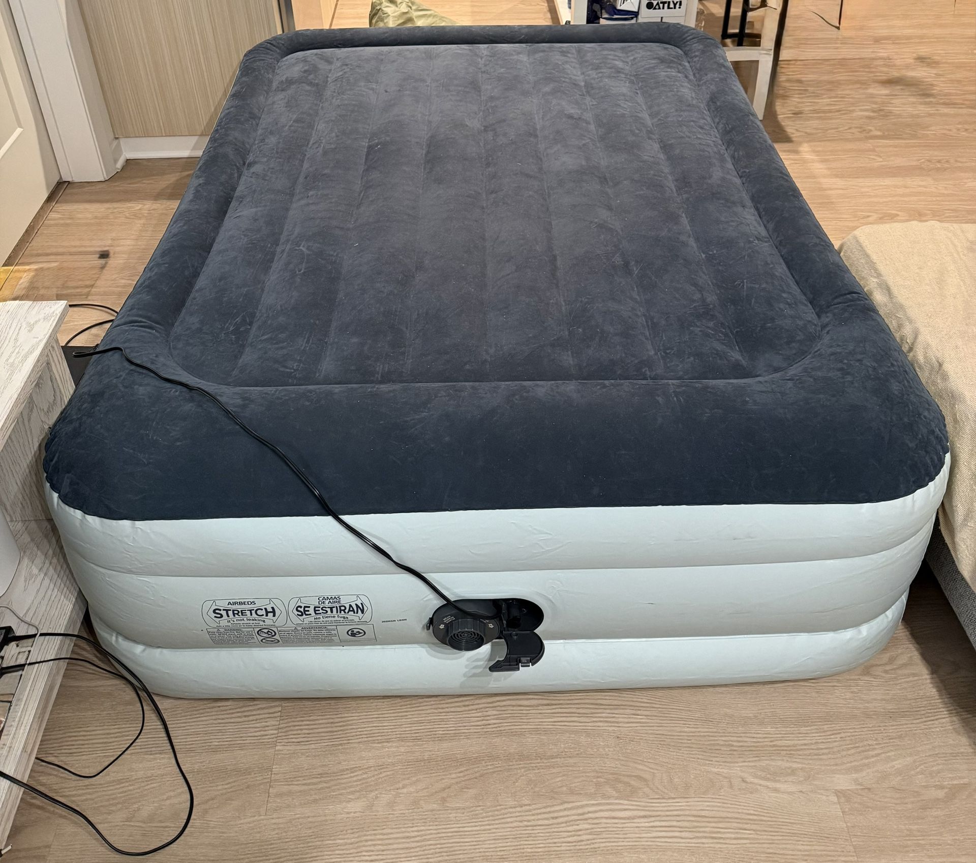 Intex Air Mattress – Queen Size – Built-in Pump + Carry Bag 
