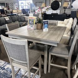 Stunning Dining Sets! $499 🩶🤍✨