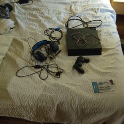 PS4 Pro, Controller, Controller Charger, ACH cord, USB, LED headphones