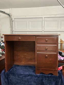 Escritorio de madera