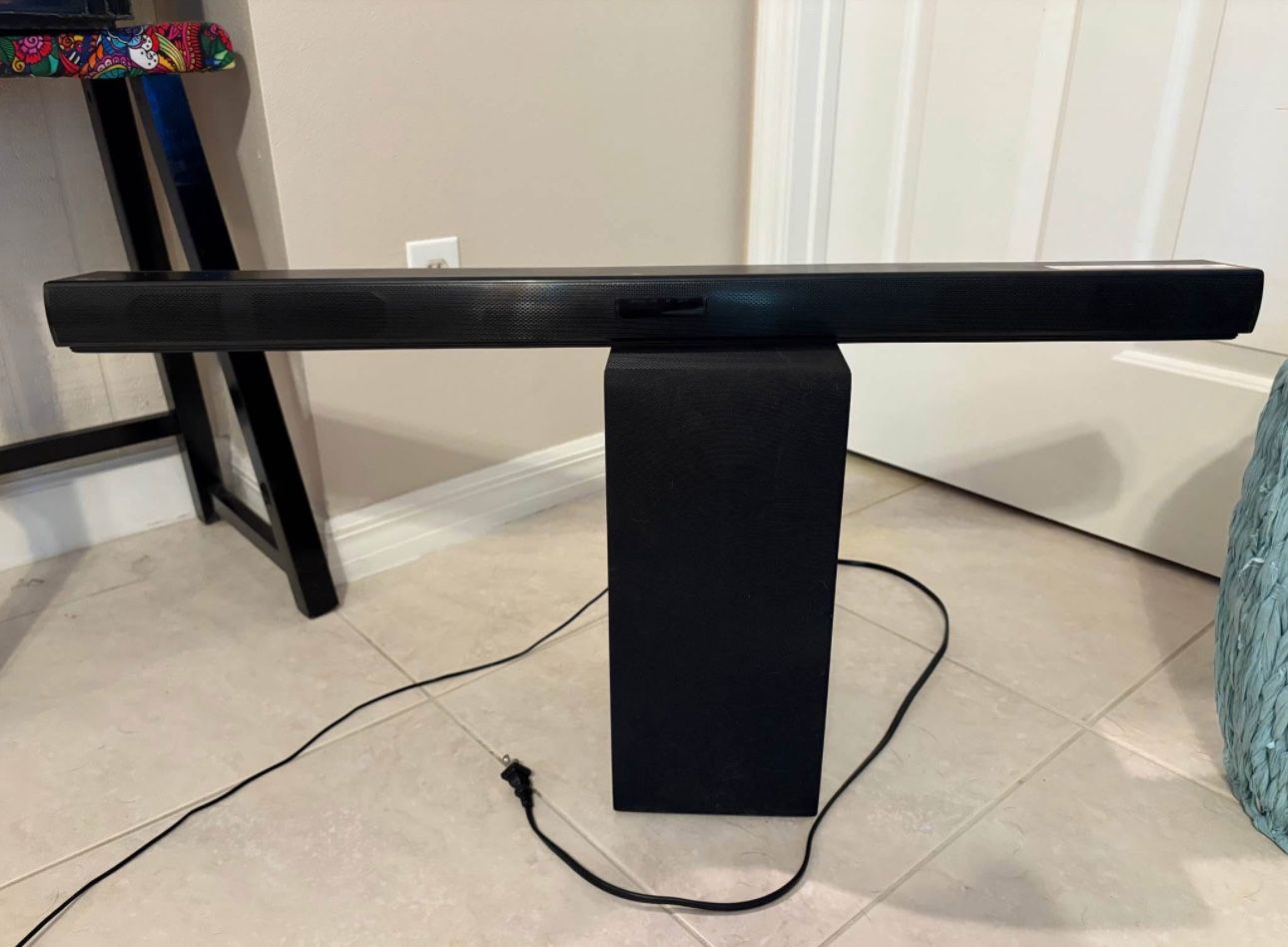 Soundbar And Subwoofer