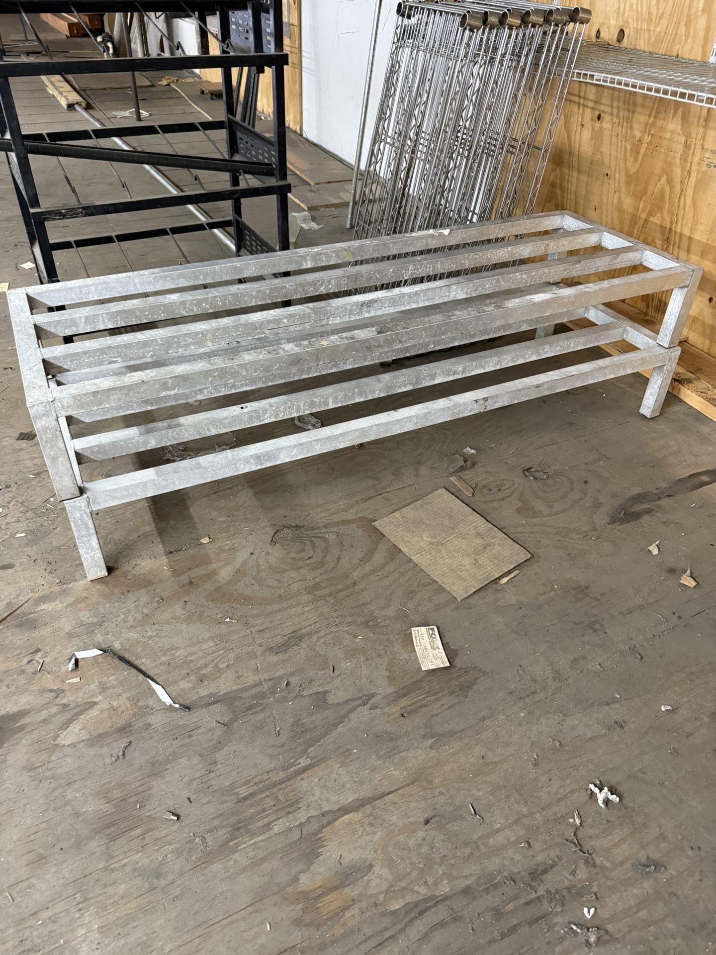 Floor Shelve/storage