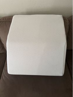 Leg Elevation Pillow