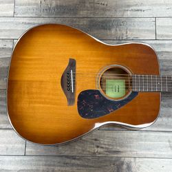 Yamaha FG800 Dreadnought Acoustic Guitar