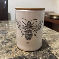 Creative Co-op White Stone Ware 🫙jar With 🐝 Bee Image & Bamboo Lid It Is 6 Inches Tall 