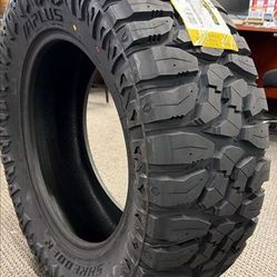 LT 33//12.50//18 APLUS SHREDDER M/T 10PLY $660 las 4 instaladas