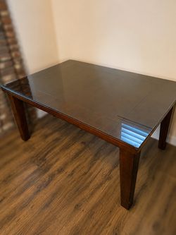 Wood table(FREE)