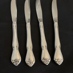 Oneida 1881 Arbor Rose-True Rose Rogers Stainless 4 Dinner Knives  8 1/2"