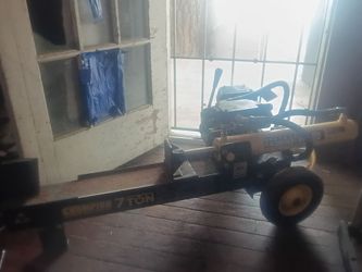 Wood splitter