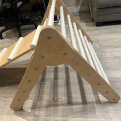 Lily & River Triangle Little Climber