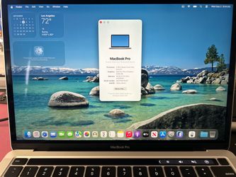 MacBook Pro 2020 13” w/ touchbar