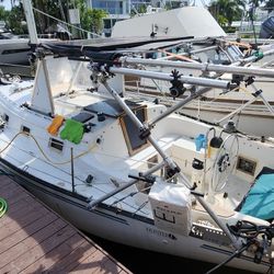 37 Hunter Sailboat For Sale