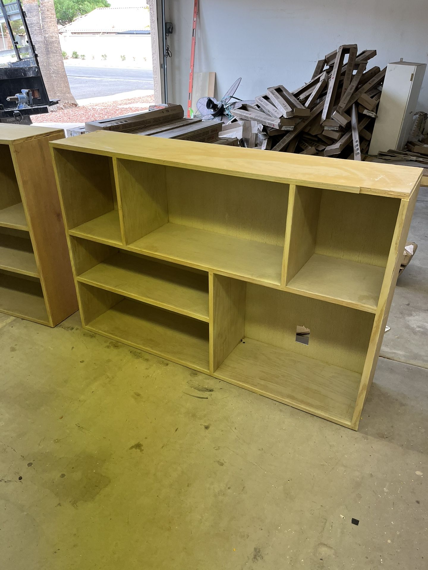 Shelving/Bookcases *FREE*