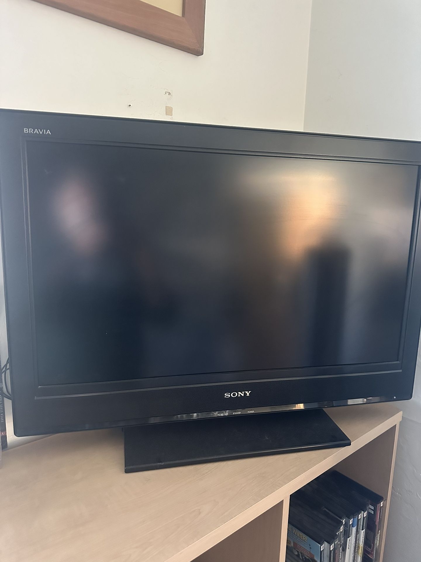 32” Sony Bravia LCD TV