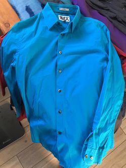 Medium dress shirts