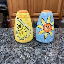 Vintage Ceramic Pair Of Salt And Pepper Shakers. Size 3 1/2 Inches Tall. Preowned