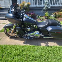 2018 road best sale glide for sale