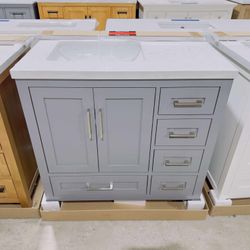 Brand New Beautiful Bathroom Vanity “36” single sink, Soft Close Solid Wood in Gray Color with Top in White  $599 